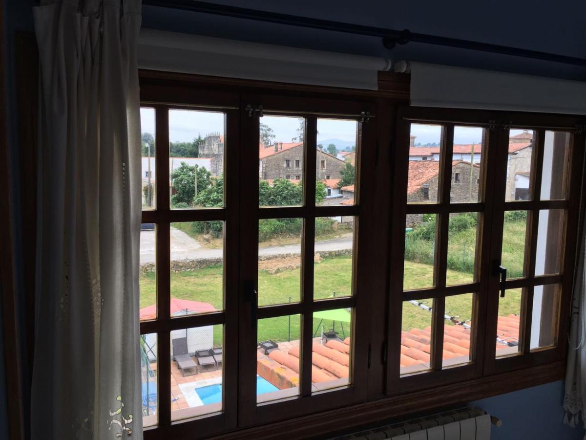 Posada Adela ซันติยานาเดลมาร์ ภายนอก รูปภาพ